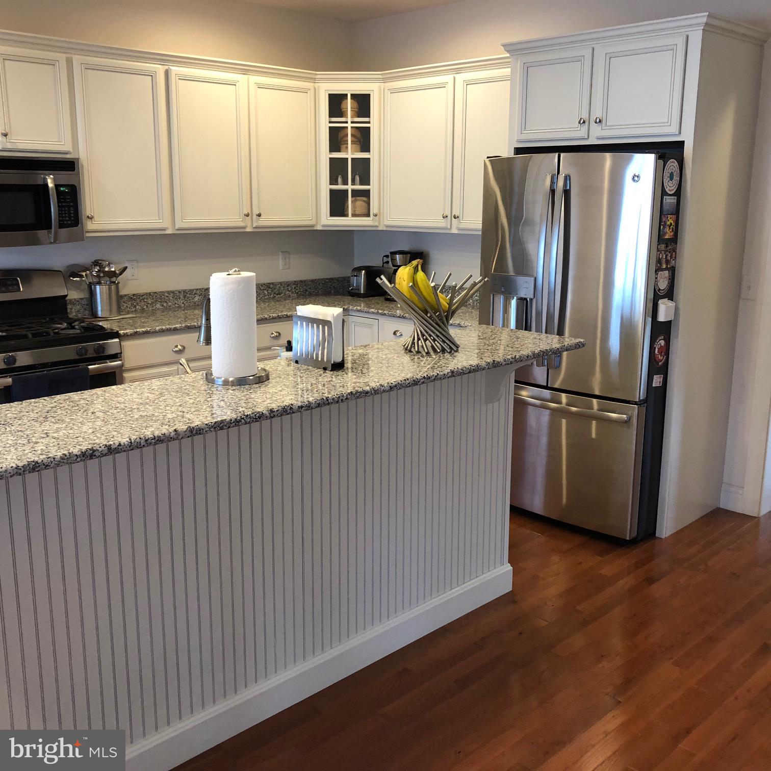 12 Jamestown Square Mechanicsburg, PA 17050 - Photo 9 of 56