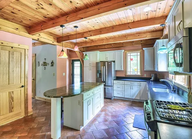 $939,000 | 33 MacLean Road, Alstead, NH 03602