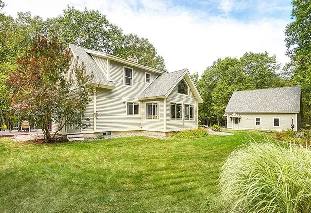 $939,000 | 33 MacLean Road, Alstead, NH 03602