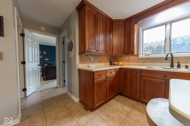 $430,000 | 3635 River Road, Columbus, IN 47203