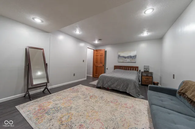 $430,000 | 3635 River Road, Columbus, IN 47203