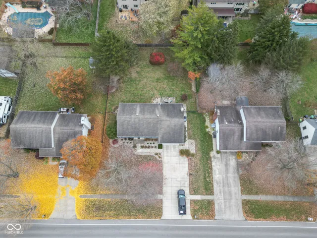 $430,000 | 3635 River Road, Columbus, IN 47203