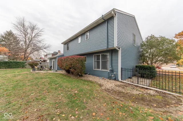 $430,000 | 3635 River Road, Columbus, IN 47203