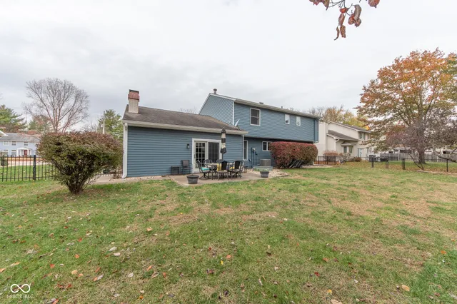 $430,000 | 3635 River Road, Columbus, IN 47203