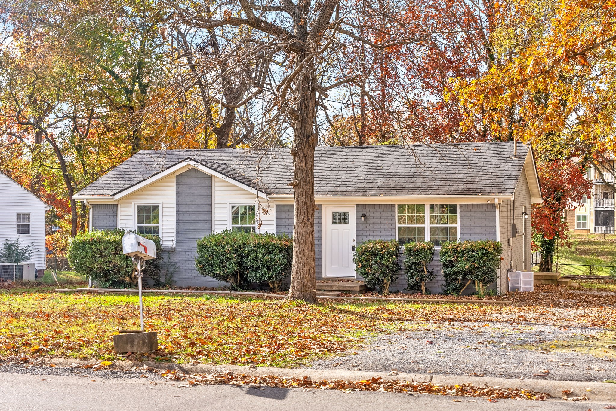 1588 Bevard Road Clarksville, TN 37042 - Photo 2 of 29 Gallery Image 2