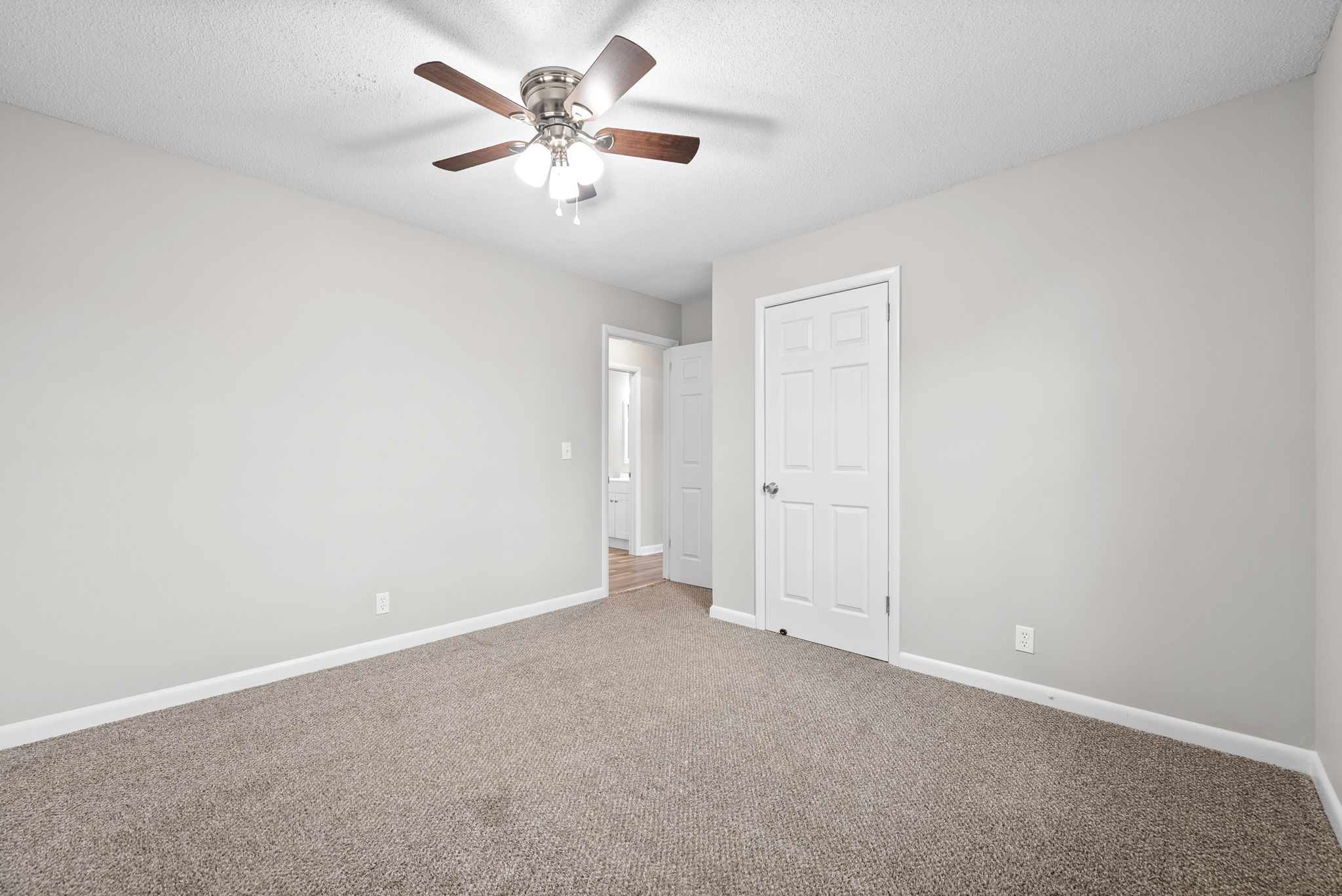 1588 Bevard Road Clarksville, TN 37042 - Photo 23 of 29 Gallery Image 23