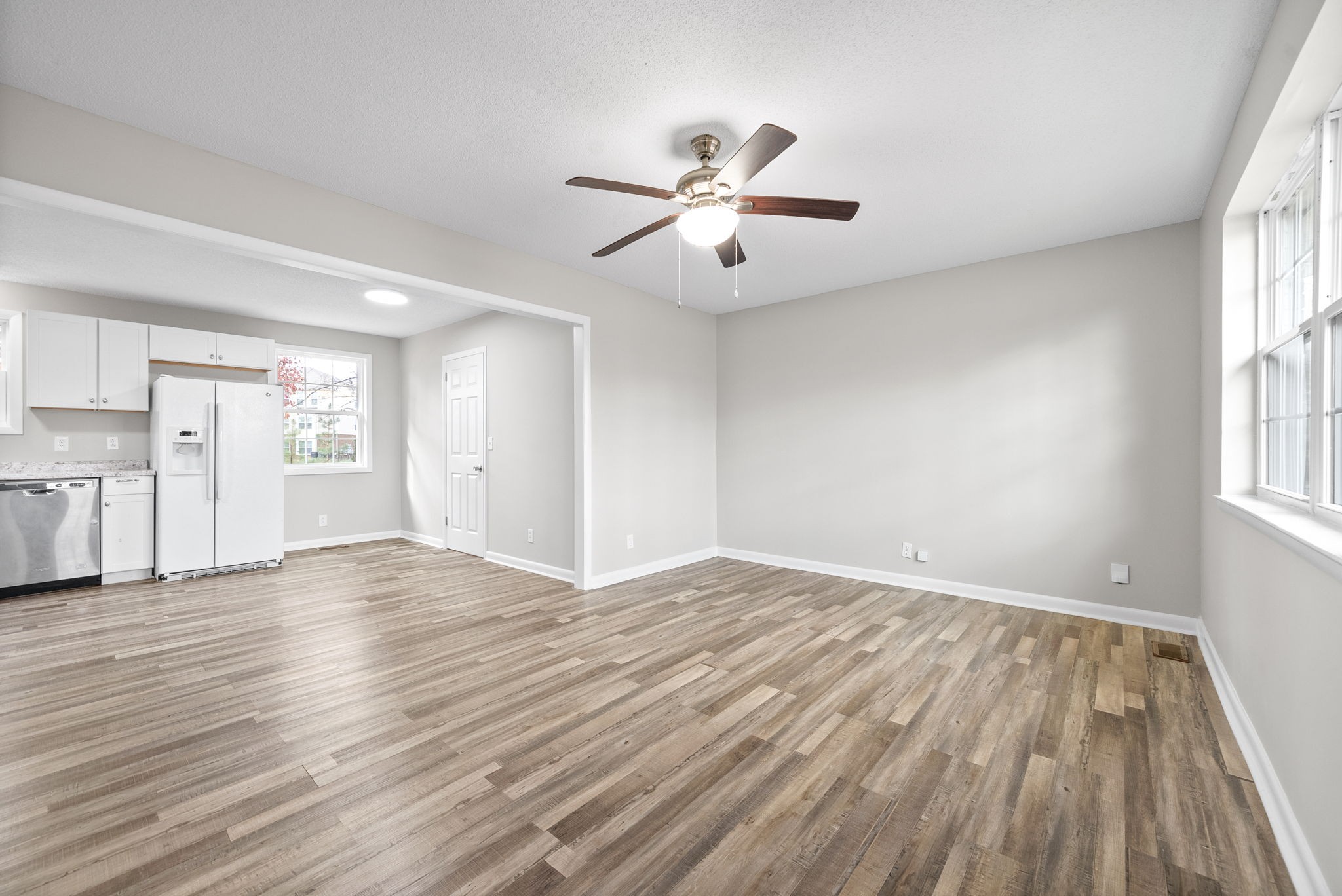 1588 Bevard Road Clarksville, TN 37042 - Photo 6 of 29 Gallery Image 6