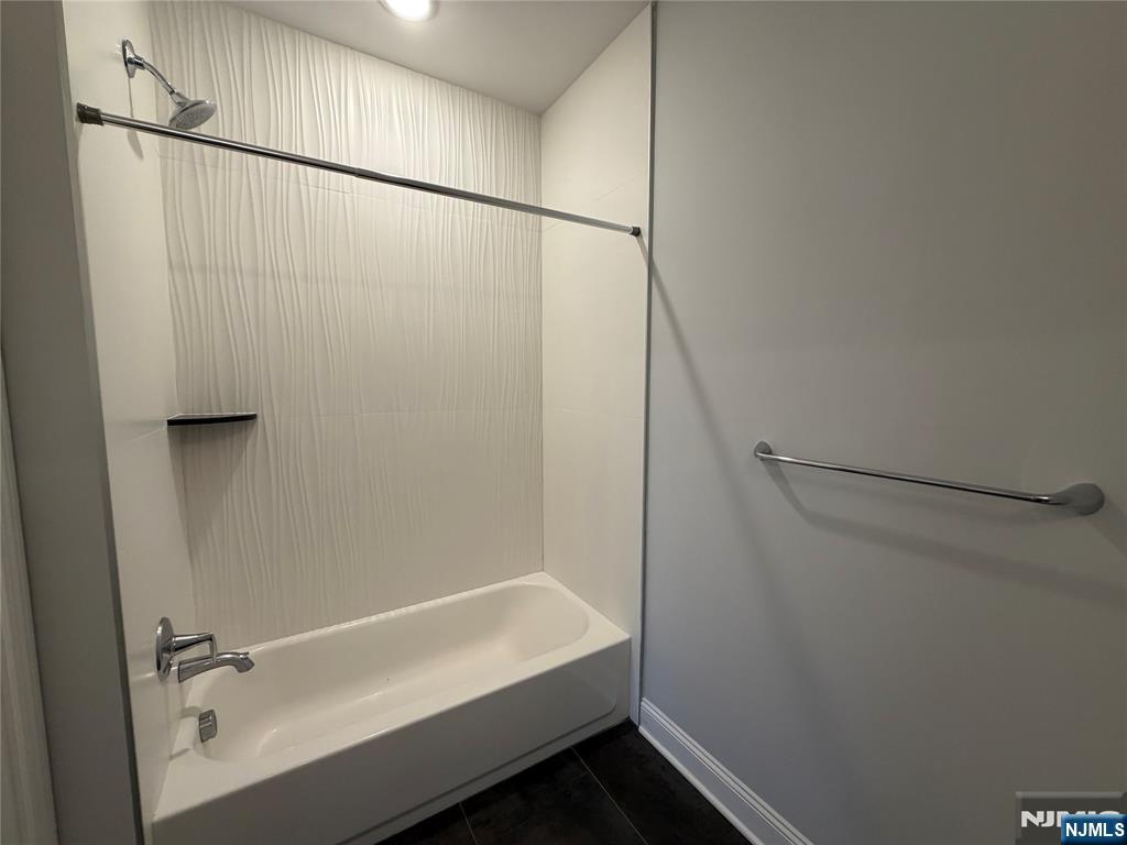 40 West Park Avenue, Unit 303 Park Ridge, NJ 07656 - Photo 11 of 14