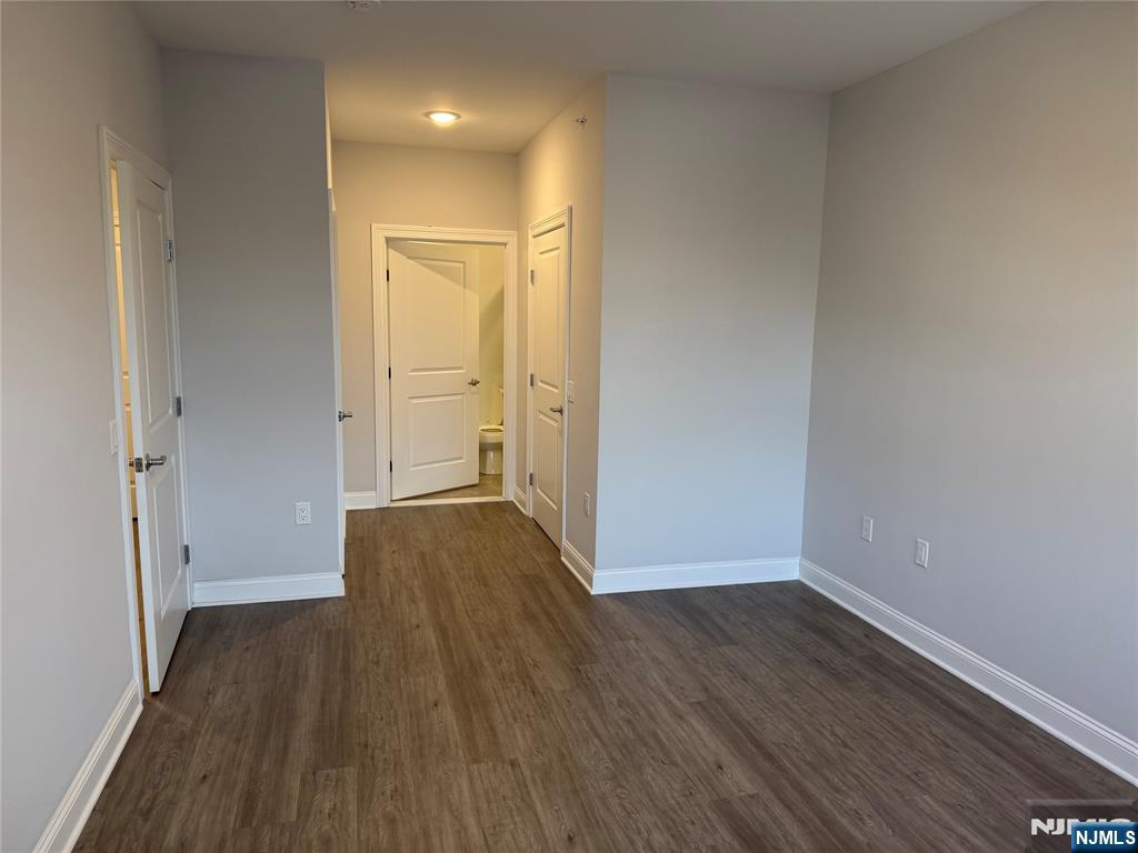 40 West Park Avenue, Unit 303 Park Ridge, NJ 07656 - Photo 5 of 14