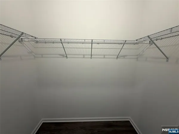 $3,395 | 40 West Park Avenue, Unit 303, Park Ridge, NJ 07656