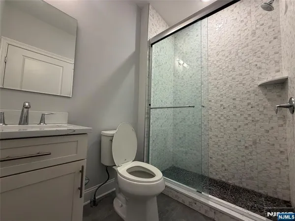 $3,395 | 40 West Park Avenue, Unit 303, Park Ridge, NJ 07656
