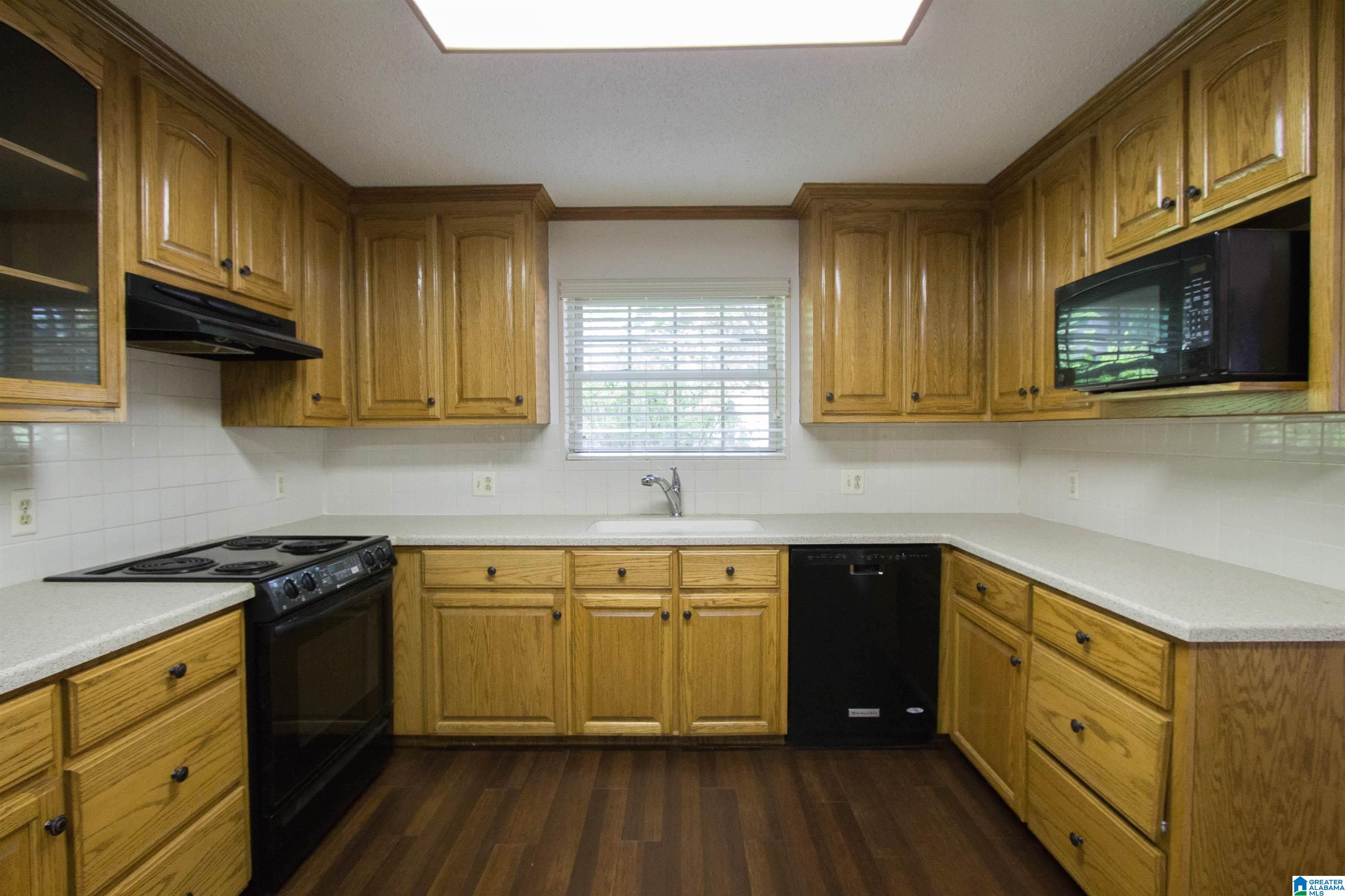 308 8th Street Pleasant Grove, AL 35127 - Photo 12 of 50