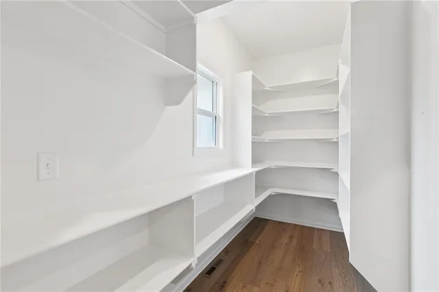 $579,900 | 1300 Melissa Court, Kearney, MO 64060