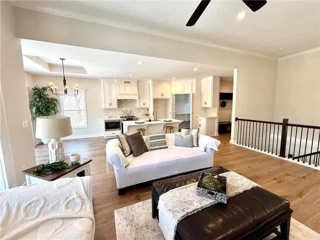 $579,900 | 1300 Melissa Court, Kearney, MO 64060