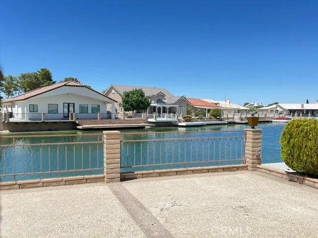 $2,900 | 14484 Lighthouse Lane, Helendale, CA 92342