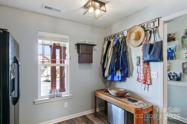 $290,000 | 1304 Deermouse Way, Unit 405, Hendersonville, NC 28792