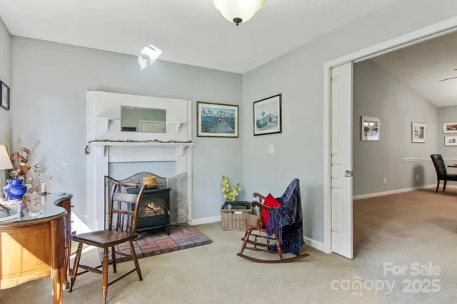 $290,000 | 1304 Deermouse Way, Unit 405, Hendersonville, NC 28792