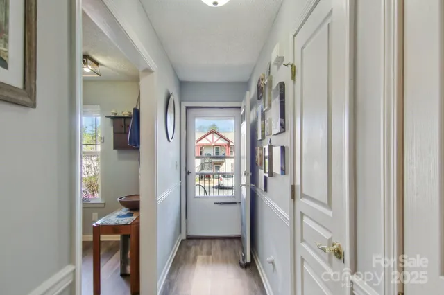 $290,000 | 1304 Deermouse Way, Unit 405, Hendersonville, NC 28792