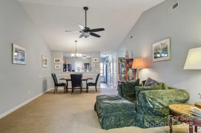 $290,000 | 1304 Deermouse Way, Unit 405, Hendersonville, NC 28792