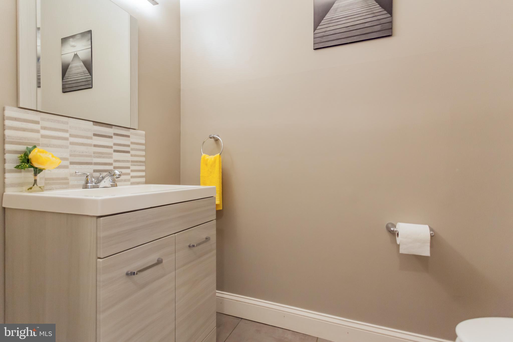 226 Sandringham Road Cherry Hill, NJ 08003 - Photo 20 of 29 Gallery Image 20