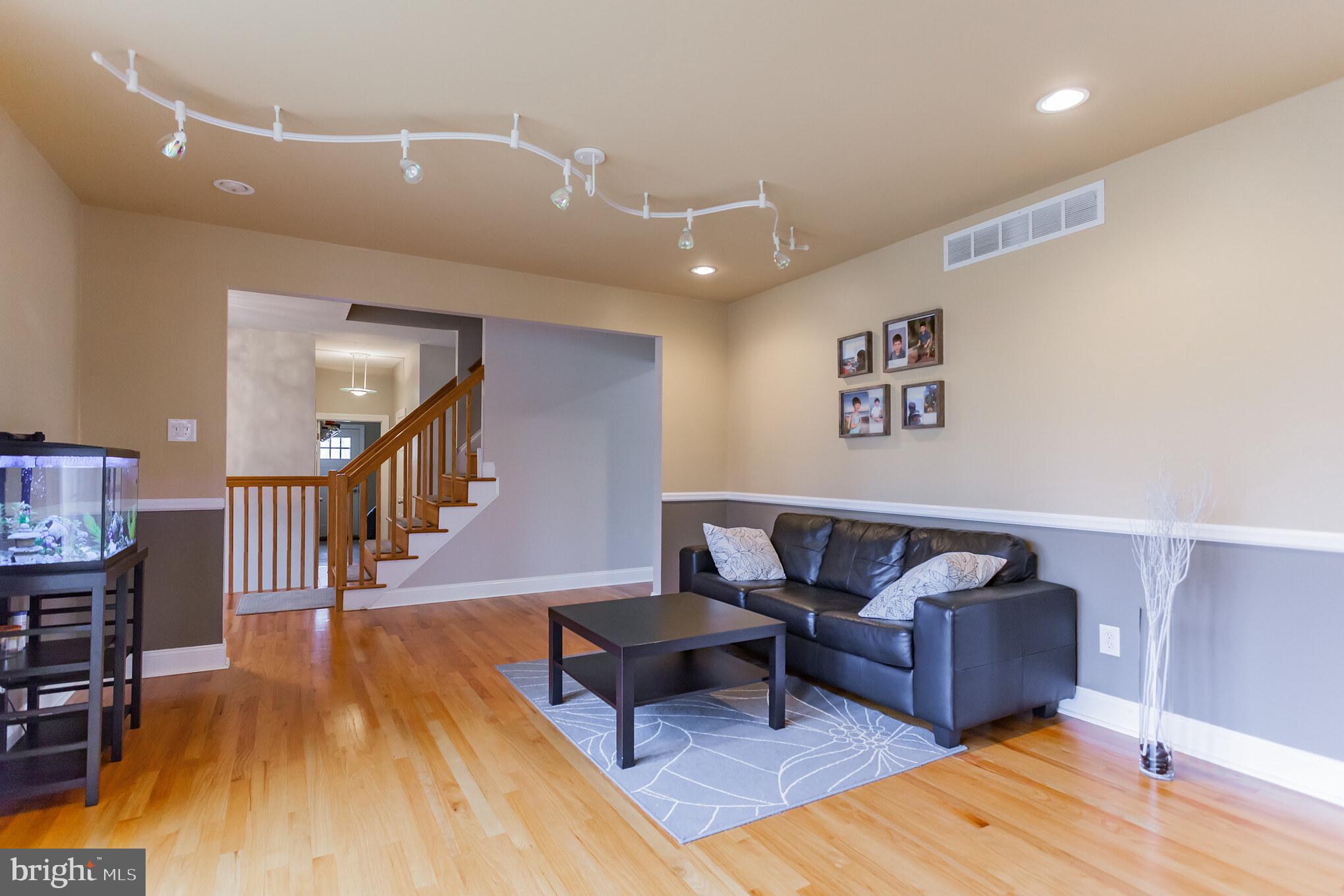 226 Sandringham Road Cherry Hill, NJ 08003 - Photo 6 of 29 Gallery Image 6