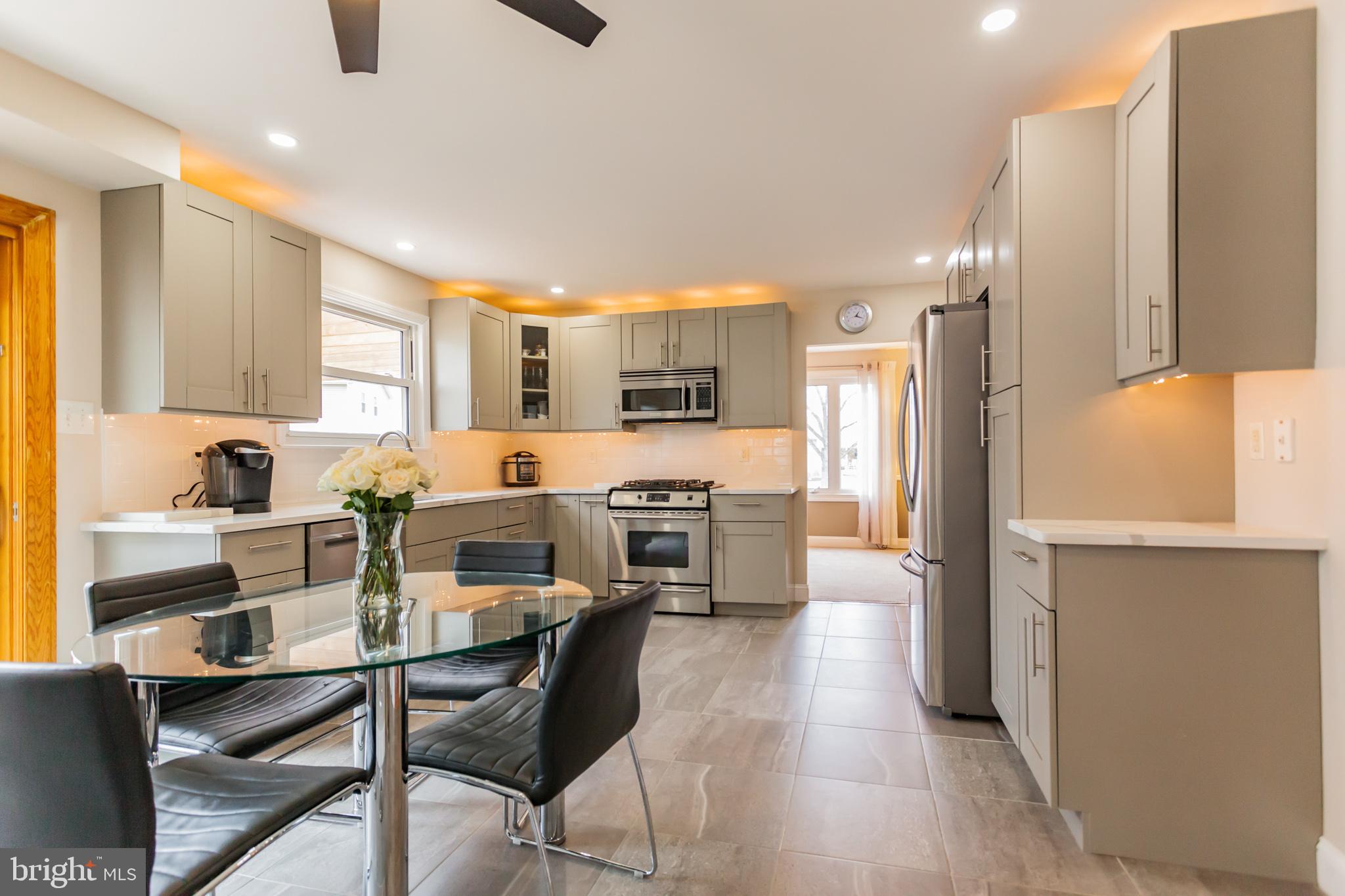 226 Sandringham Road Cherry Hill, NJ 08003 - Photo 10 of 29 Gallery Image 10