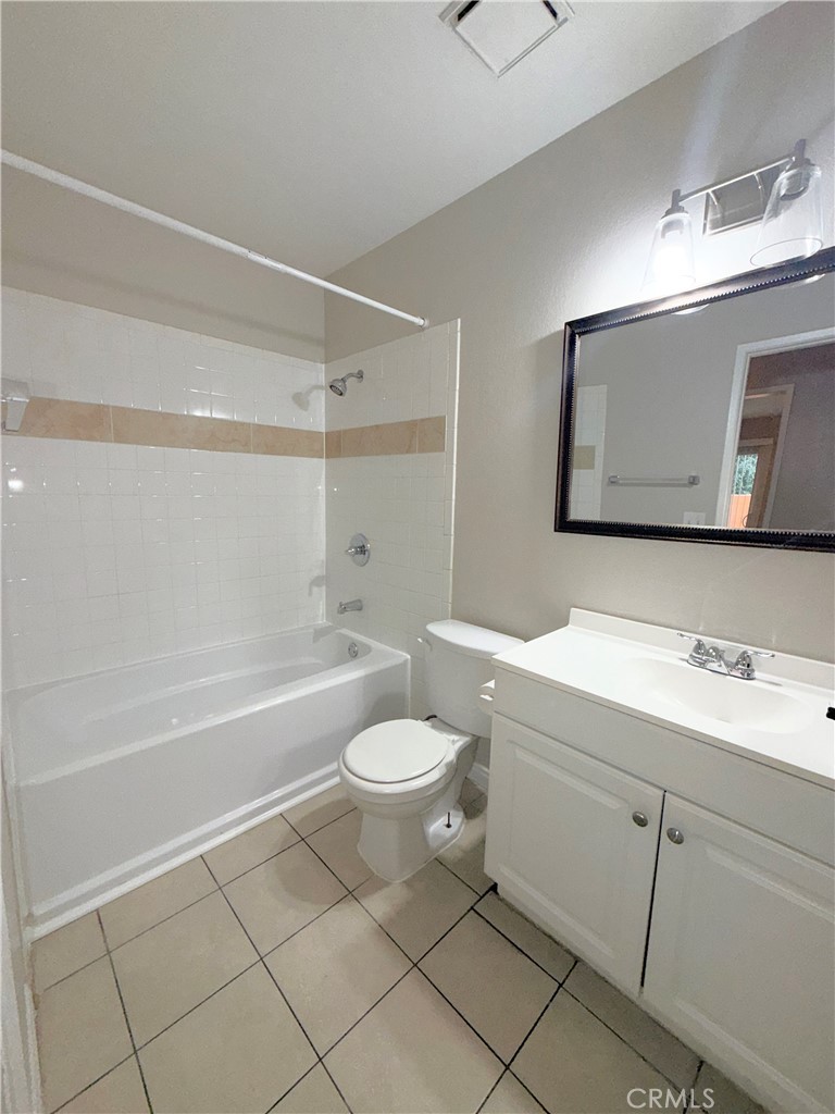 1683 West Wilson Street Rialto, CA 92376 - Photo 14 of 19