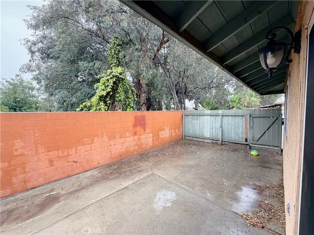 $2,500 | 1683 West Wilson Street, Rialto, CA 92376