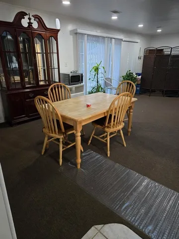 $309,500 | 4325 West 99th Place, Oak Lawn, IL 60453