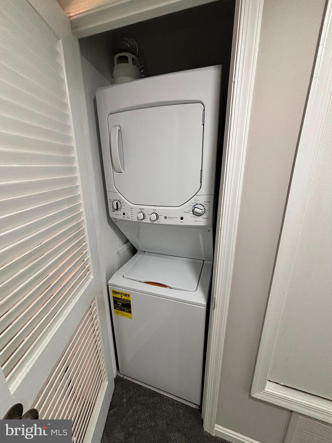 3810 V Street Southeast, Unit 301 Washington, DC 20020 - Photo 20 of 36 a utility room with dryer and washer