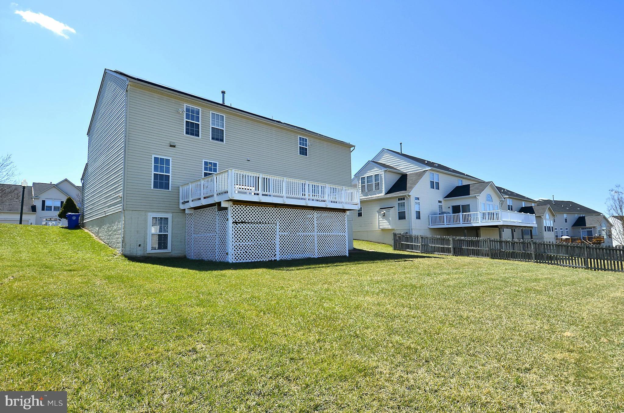 18609 Broken Oak Road Boyds, MD 20841 - Photo 26 of 30 Exterior (Rear)