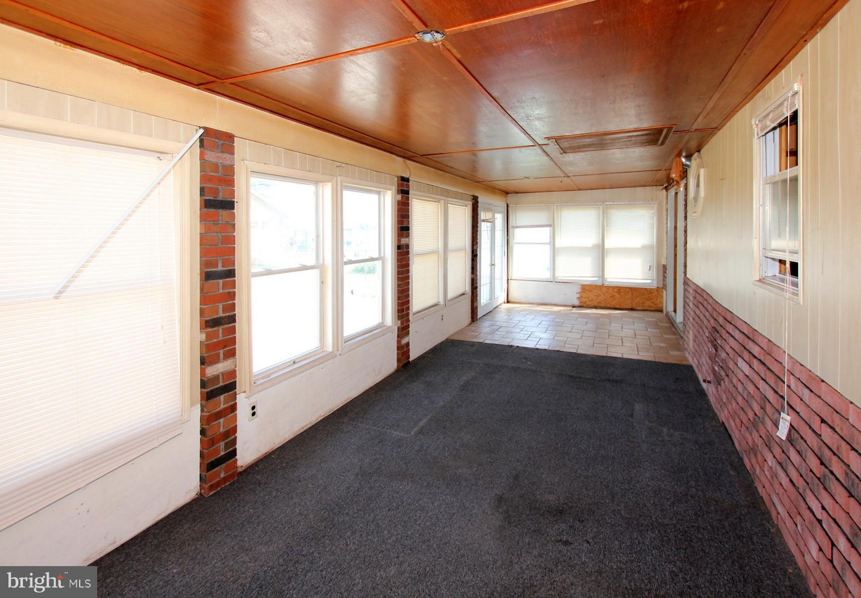 8270 Bullneck Road Dundalk, MD 21222 - Photo 2 of 30 Interior (General)