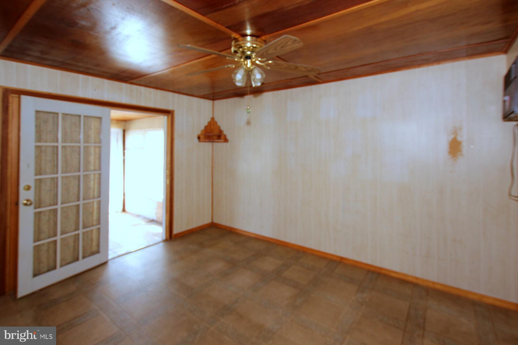 8270 Bullneck Road Dundalk, MD 21222 - Photo 5 of 30 Dining Room