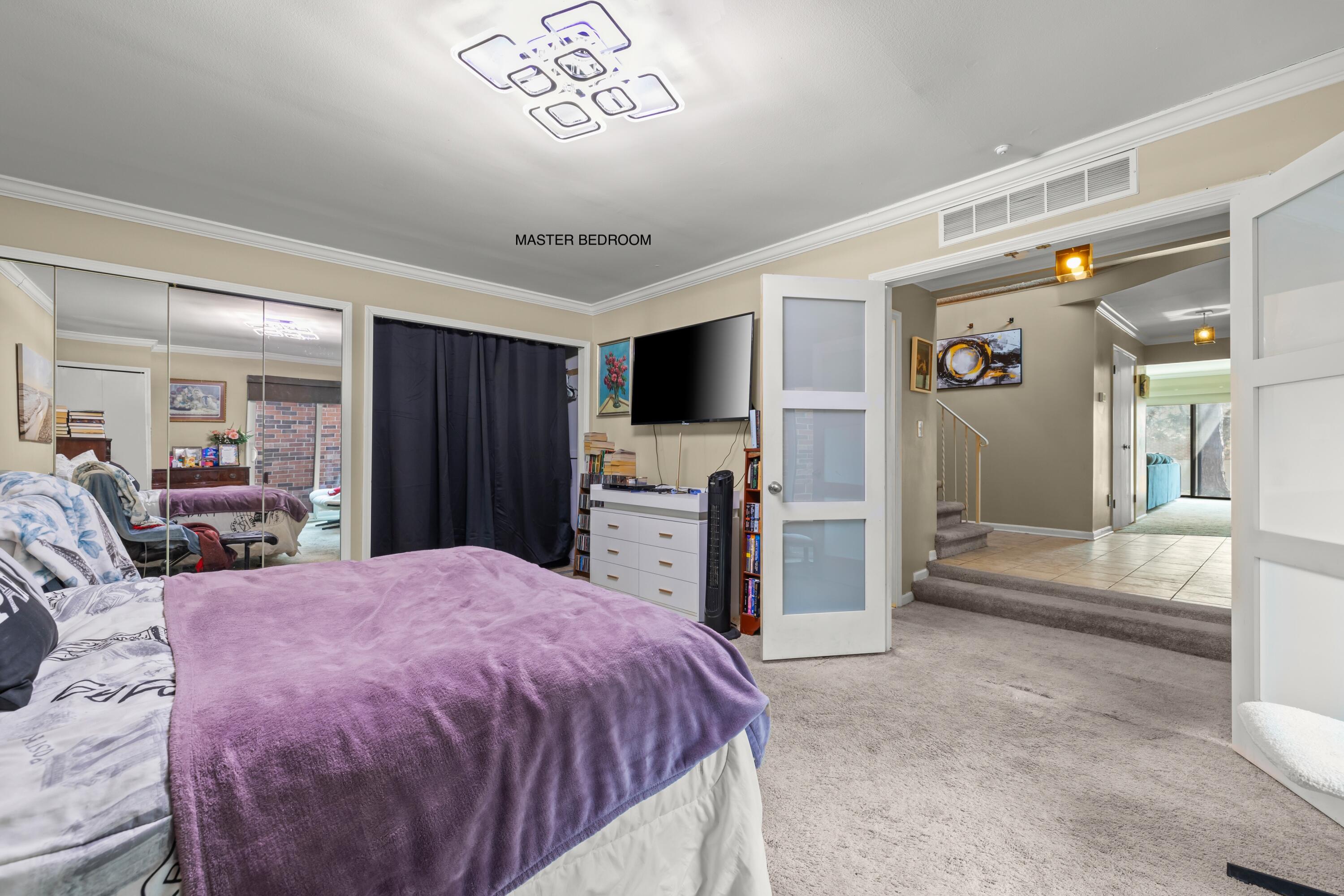 29322 Wellington Road West, Unit 111 Southfield, MI 48034 - Photo 13 of 35 13 master bedroom 1