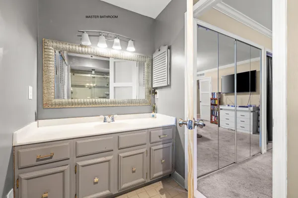 $237,405 | 29322 Wellington Road West, Unit 111, Southfield, MI 48034