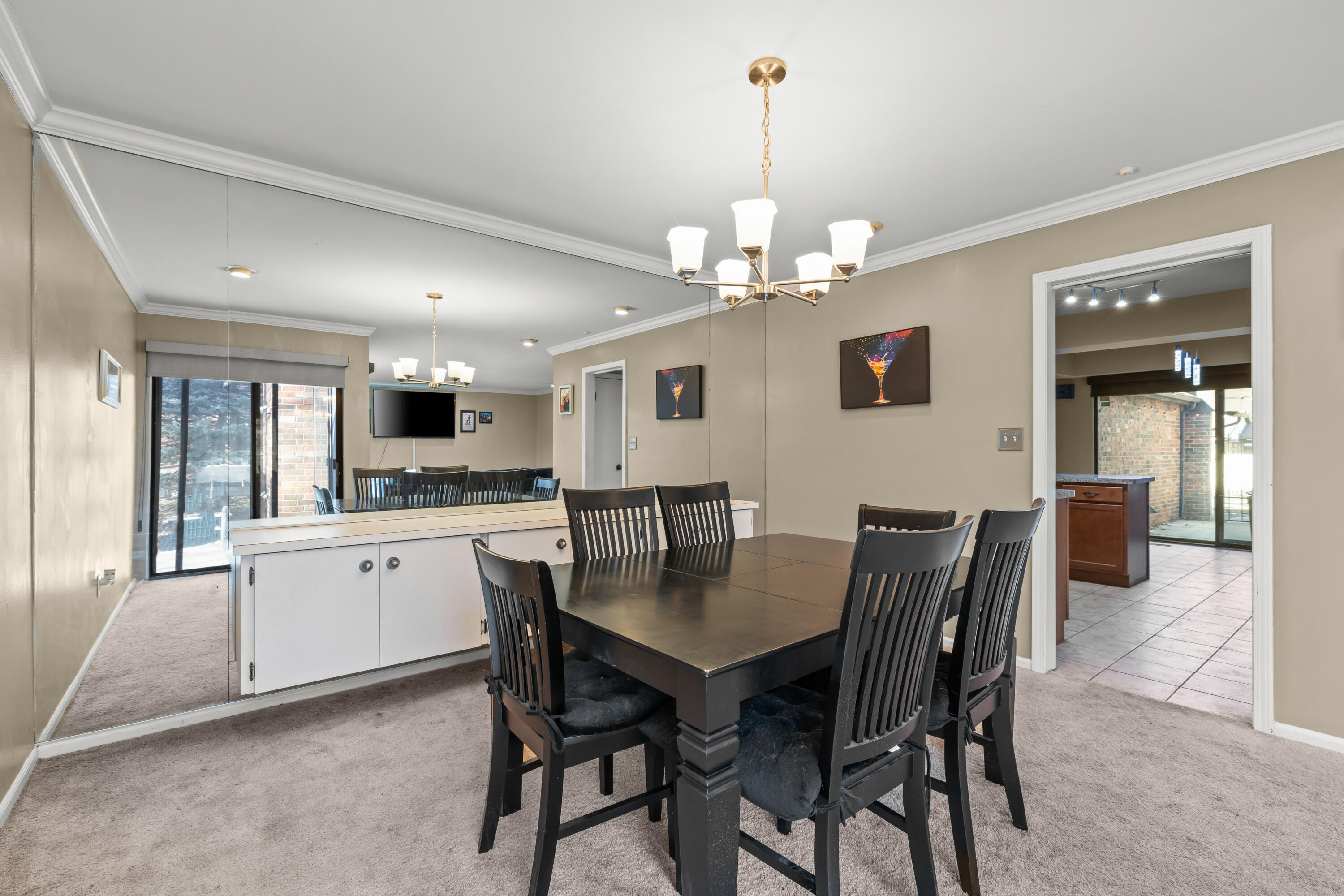 29322 Wellington Road West, Unit 111 Southfield, MI 48034 - Photo 22 of 35 22 formal dining 1