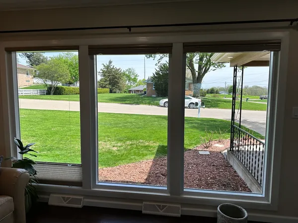 $249,000 | 3806 Eagle Heights Drive, Clinton, IA 52732