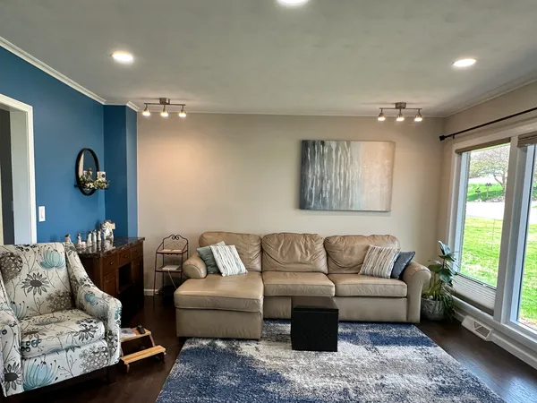 $249,000 | 3806 Eagle Heights Drive, Clinton, IA 52732