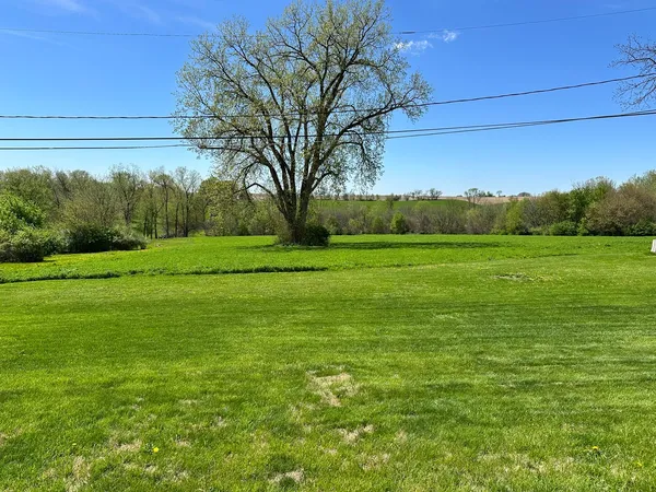 $249,000 | 3806 Eagle Heights Drive, Clinton, IA 52732