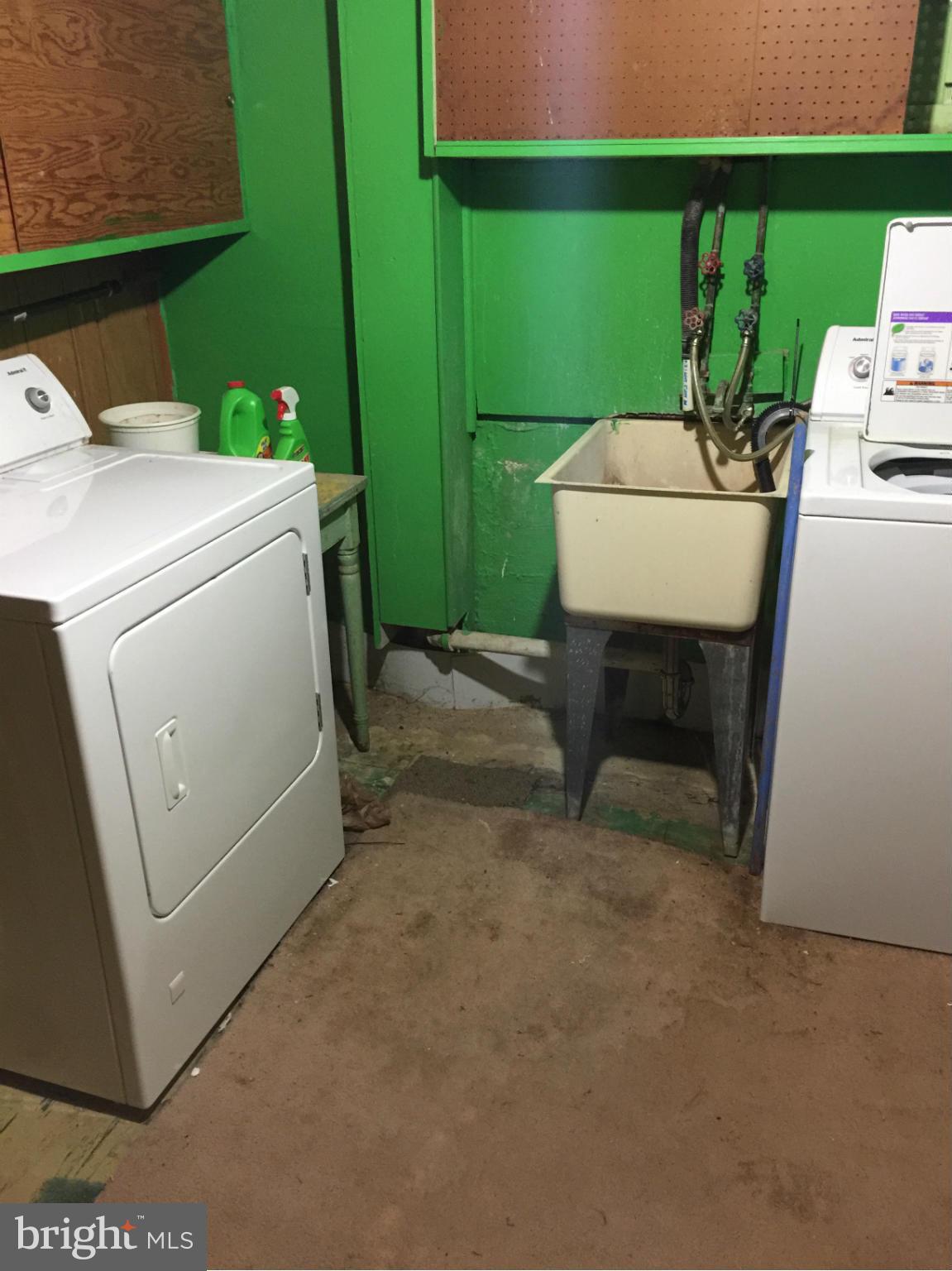 12020 Livingston Street Silver Spring, MD 20902 - Photo 12 of 17 Laundry rrom