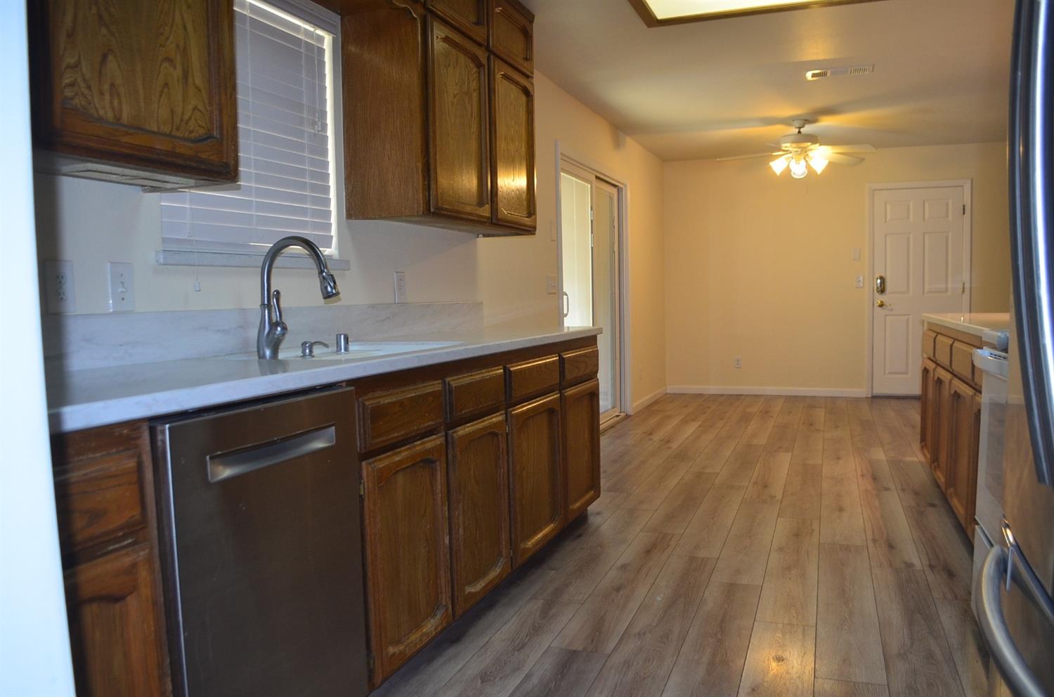 18569 Farallon Road Madera, CA 93638 - Photo 7 of 13 Gallery Image 7