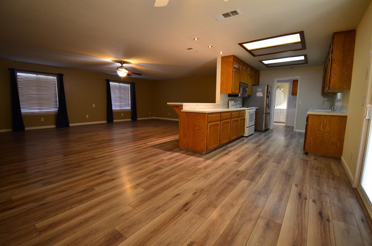 18569 Farallon Road Madera, CA 93638 - Photo 9 of 13 Gallery Image 9