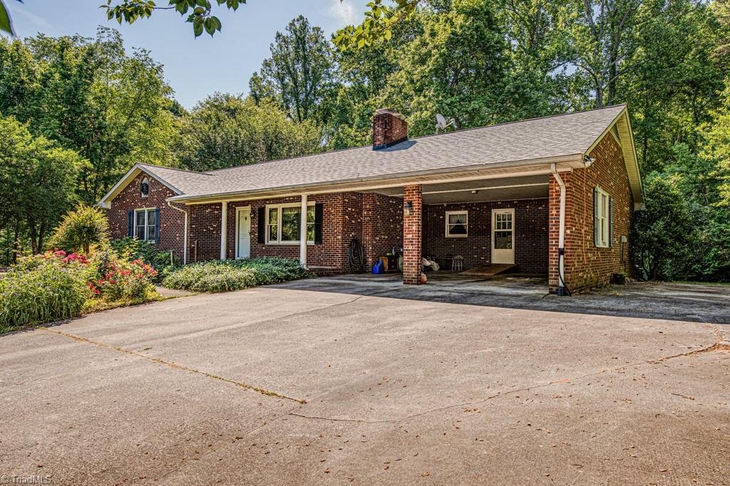694 Welcome-Bethesda Road Lexington, NC 27295 - Photo 2 of 31 Gallery Image 2