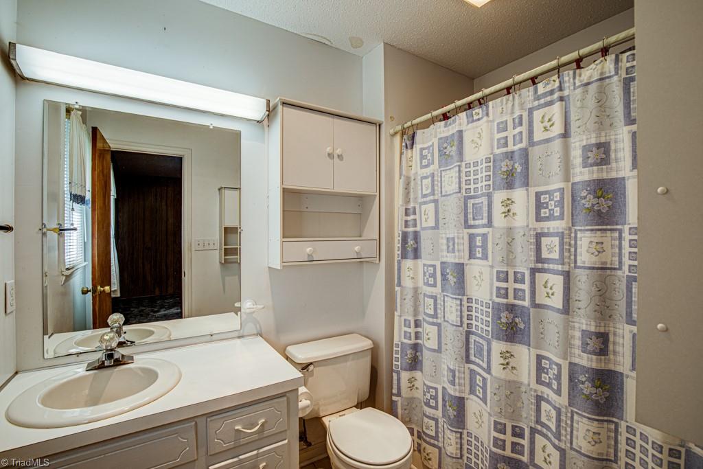 694 Welcome-Bethesda Road Lexington, NC 27295 - Photo 17 of 31 Gallery Image 17