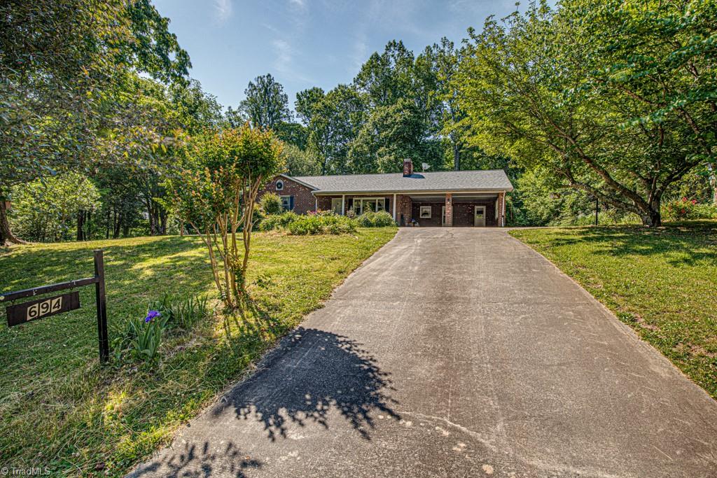 694 Welcome-Bethesda Road Lexington, NC 27295 - Photo 5 of 31 Gallery Image 5