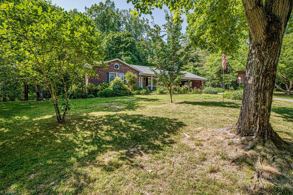 694 Welcome-Bethesda Road Lexington, NC 27295 - Photo 6 of 31 Gallery Image 6