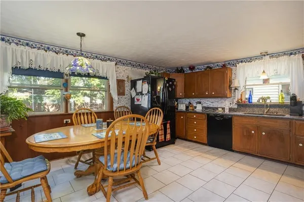 $175,000 | 461 Maple Avenue, Elmira, NY 14904