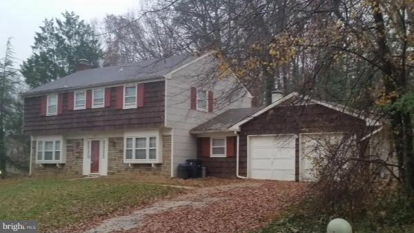 8907 Royal Ridge Lane Laurel, MD 20708 - Photo 2 of 15 Exterior (Front)