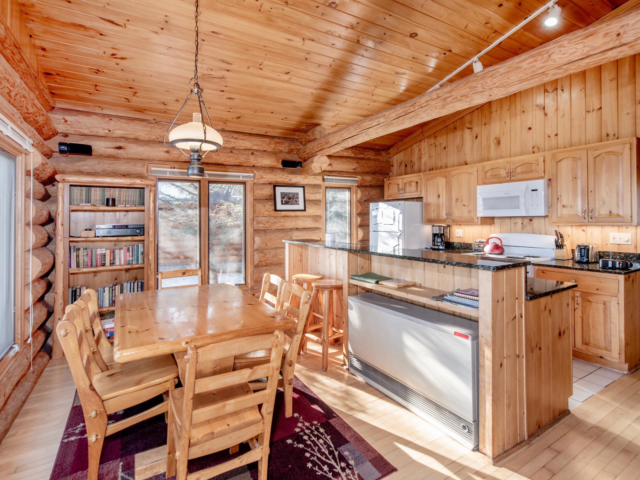 405 Cliffhouse Road Lutsen, MN 55615 - Photo 14 of 32