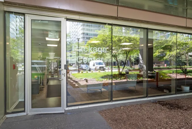 $360,000 | 9725 Woods Drive, Unit 309, Skokie, IL 60077